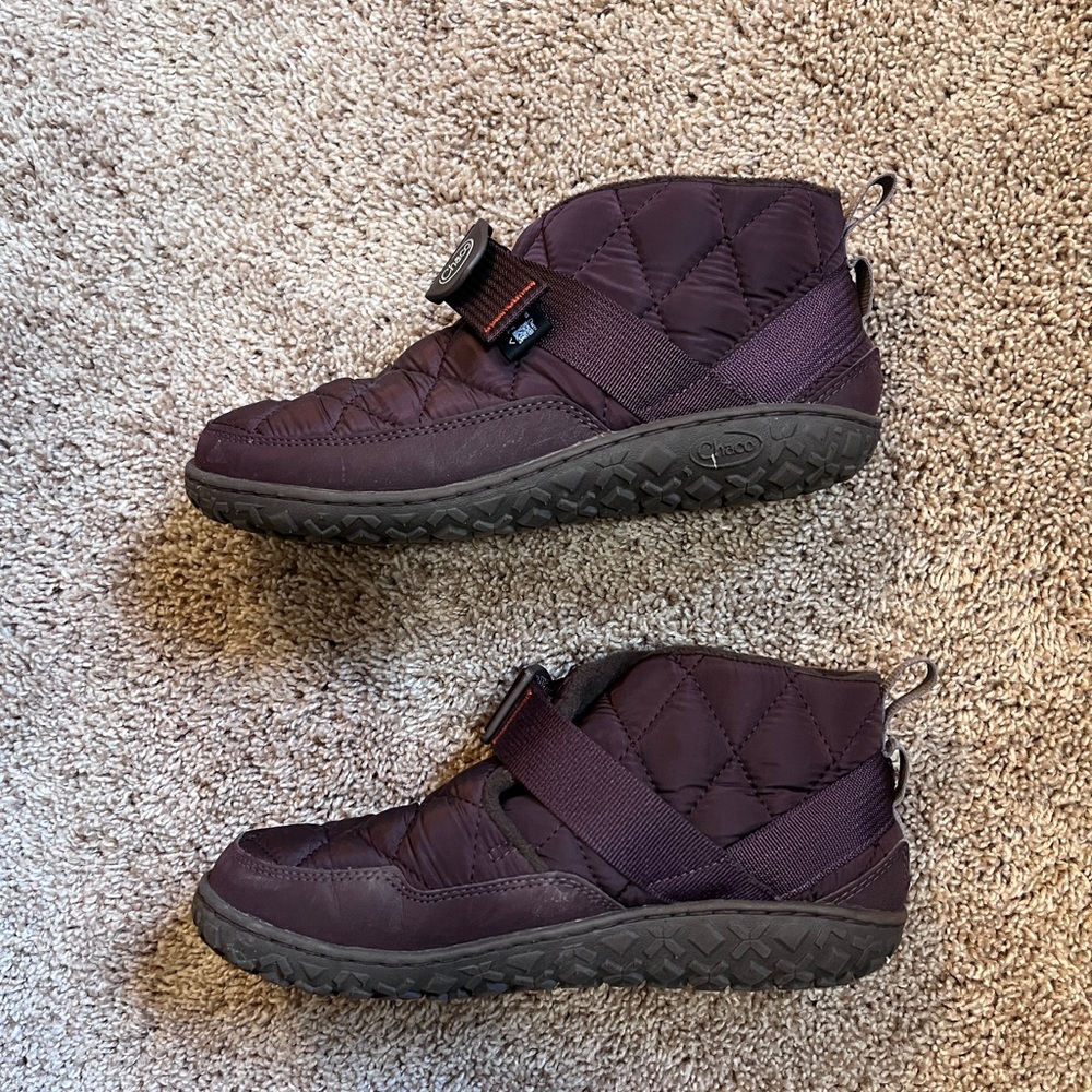 Chaco Women's Quilted Burgundy Sneakers